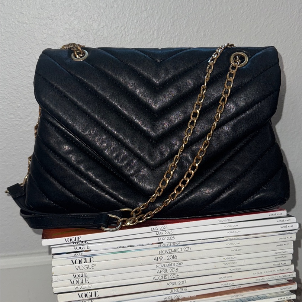 Black Quilted Shoulder Bag with Gold Chain